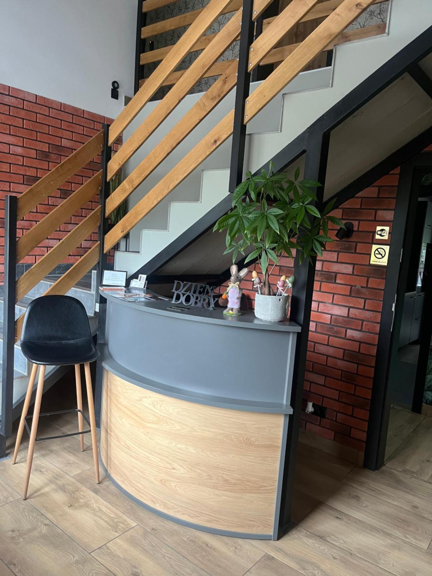 Aparthotel Happy 4 Krosno Exterior foto